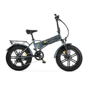 Grijze ENGWE EP-2 Boost elektrische vouwfiets met compacte frame en comfortabele zithouding, geschikt voor stadsgebruik