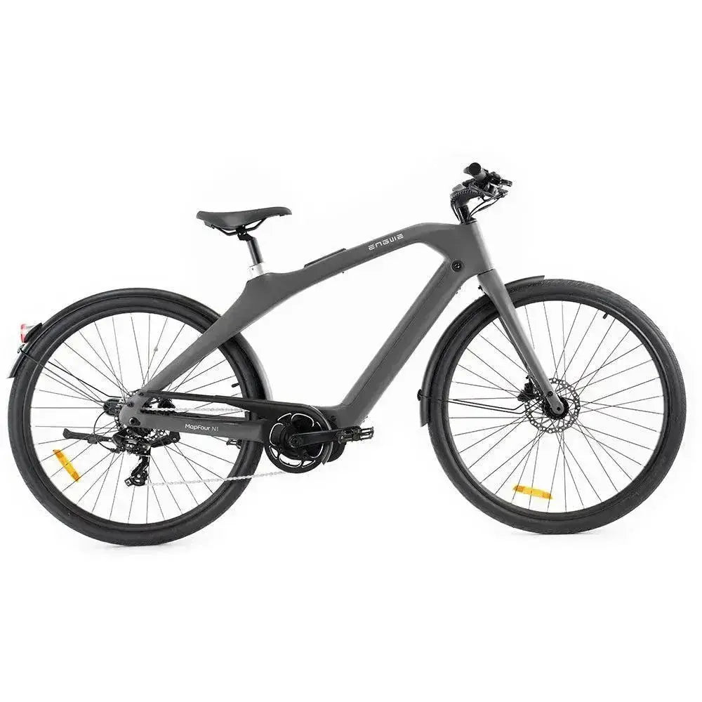 Grijze ENGWE MapFour N1 Pro elektrische fiets met middenmotor en lichtgewicht frame, geschikt voor fatbike-rijden.