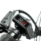 Engwe P275 ST zwarte elektrische fiets met lage instap en comfortabele zithouding, geschikt voor stadsvervoer en recreatief gebruik.