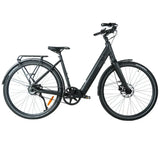 Roxx Neo+ e-bike in doos, zwart met blauwe accenten, klaar voor montage, door Roxx Bike ontworpen elektrische fiets.