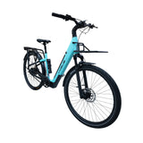 Luxe blauwe Vogue Milo e-bike met riemaandrijving en Bafang motor, zichtbaar met elegante frame en elektrische aandrijving.