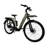 Groene Vogue Milo luxe e-bike met riemaandrijving en Bafang motor, zichtbaar vanaf de zijkant met zadel en stuur.