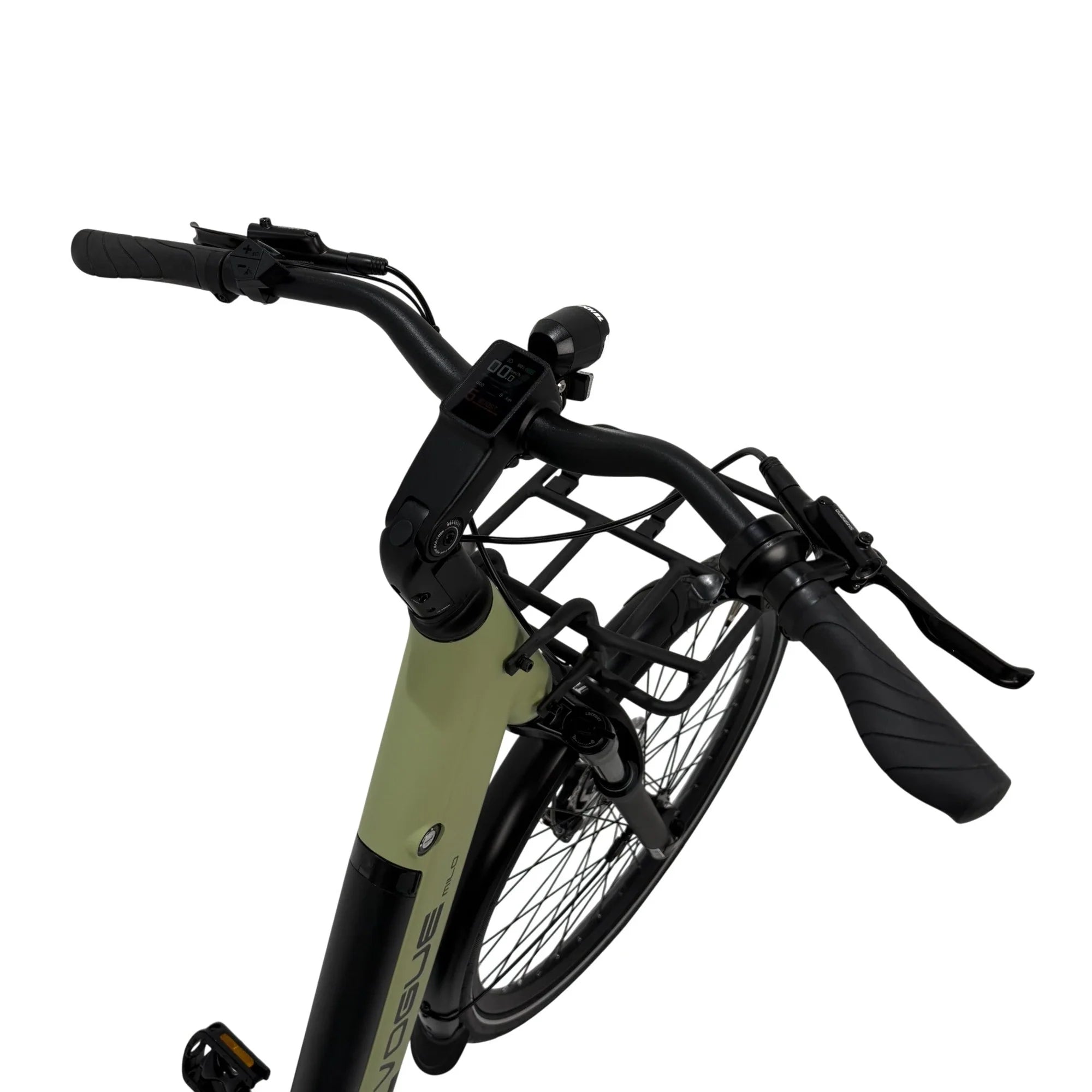 Groene Vogue Milo luxe e-bike met riemaandrijving en Bafang motor, frame en handvatten zichtbaar, perfect voor stadsvervoer