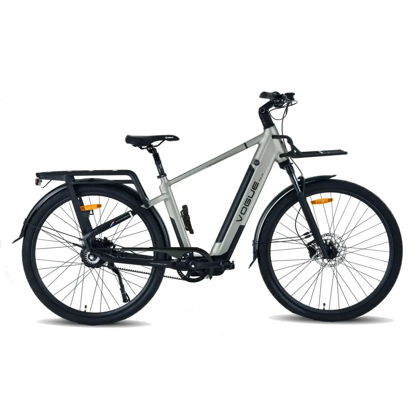 Vogue Milo Man grijze e-bike met onderhoudsarme riemaandrijving en comfortabele zitpositie, geschikt voor stadsritten.