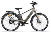 Vogue Nova Man bruine sportieve e-bike met geïntegreerde accu, klaar voor gebruik, met een moderne en gestroomlijnde uitstraling.