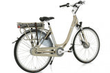 Vogue Premium N7 Champagne elektrische stadsfiets met comfort en moderne ontwerp, ideaal voor stadsvervoer.