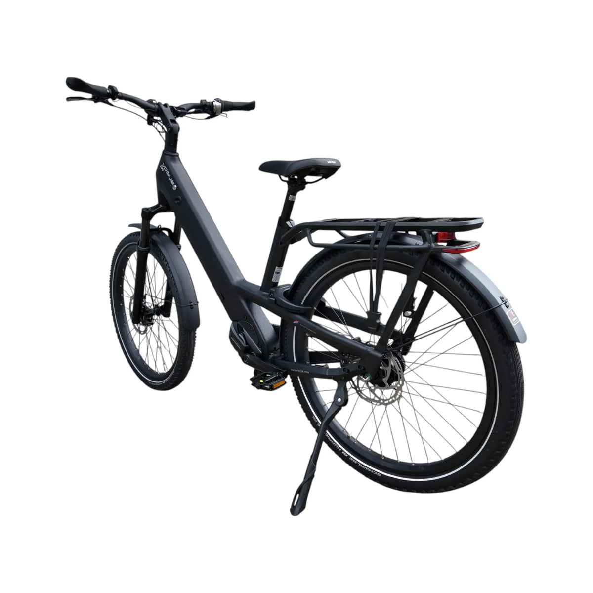 Vogue SUV elektrische fiets in zwart met Shimano middenmotor, robuuste e-bike voor comfortabel en krachtig rijden.