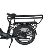Zwarte Vogue Avalanche Matt e-bike met Shimano middenmotor, frame en achterlicht zichtbaar, stijlvolle elektrische fiets.